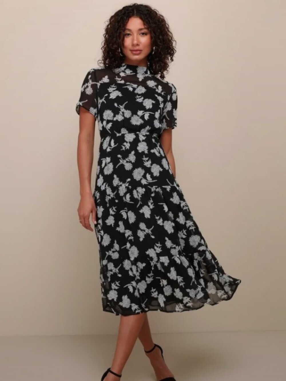 Lulus - Floral Dressed Up Black Floral Print Midi Dress